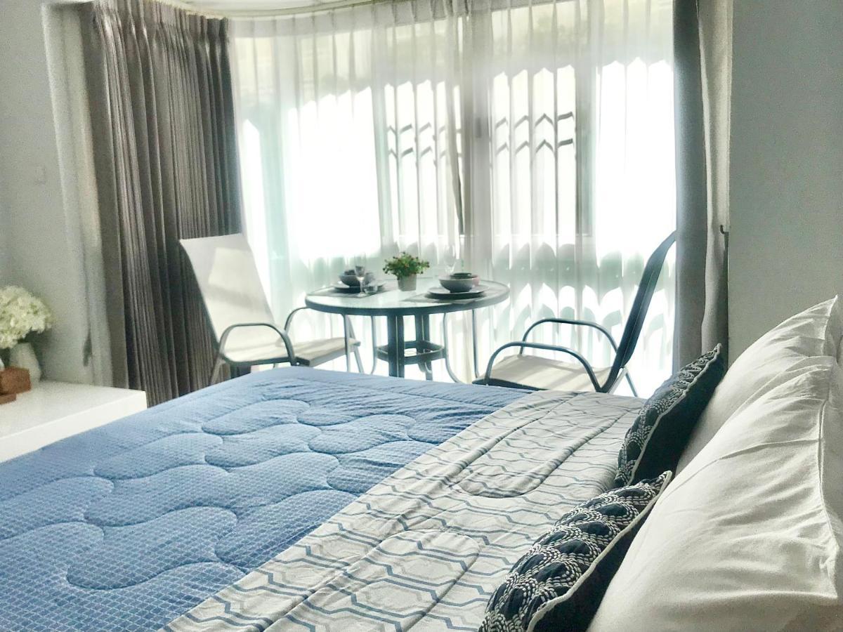Cozy B At Nimman Studio Room In Condominium Чиангмай Экстерьер фото