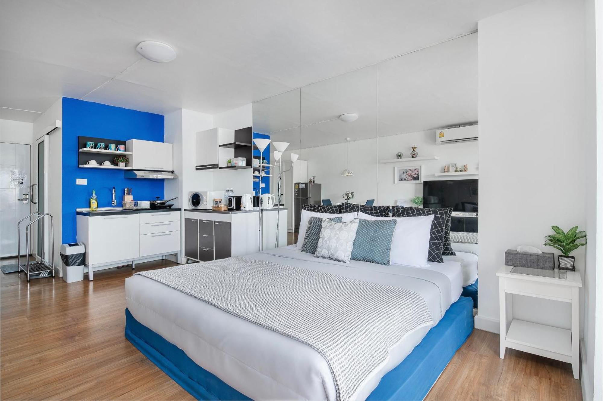 Cozy B At Nimman Studio Room In Condominium Чиангмай Экстерьер фото